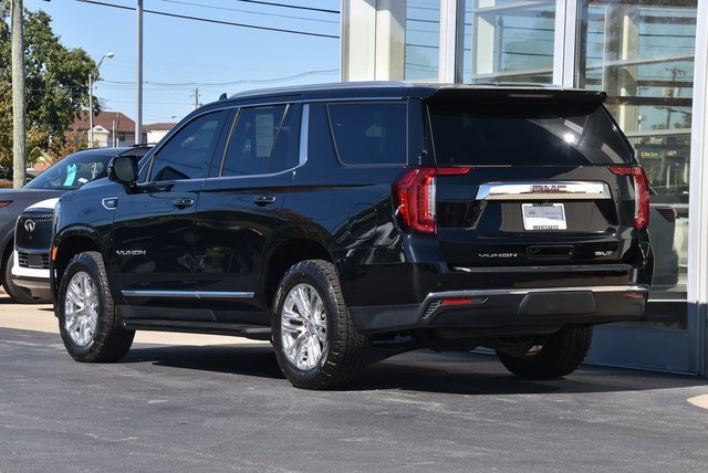 Used 2022 GMC Yukon SLT w/ SLT Luxury Package image 9