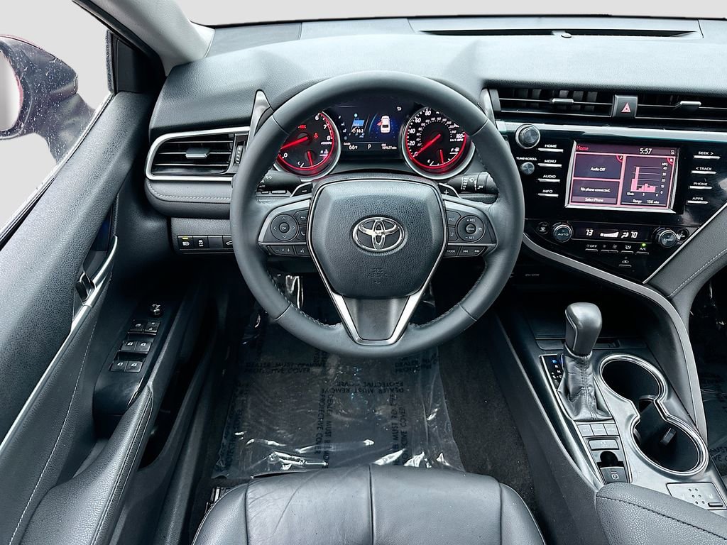 Used 2018 Toyota Camry XSE image 22