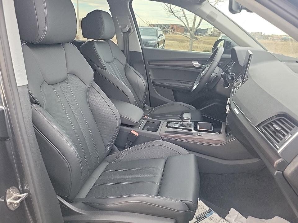 Used 2023 Audi Q5 e Prestige w/ Prestige Package image 11
