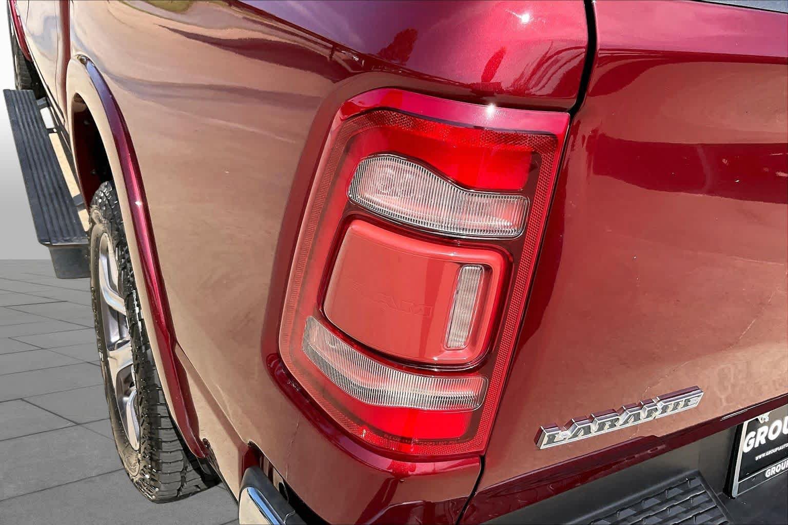 Used 2019 RAM 1500 Laramie AWD/4WD image 28