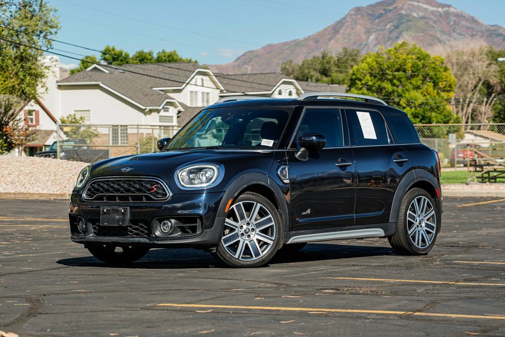 Used 2020 MINI Cooper Countryman S image 1