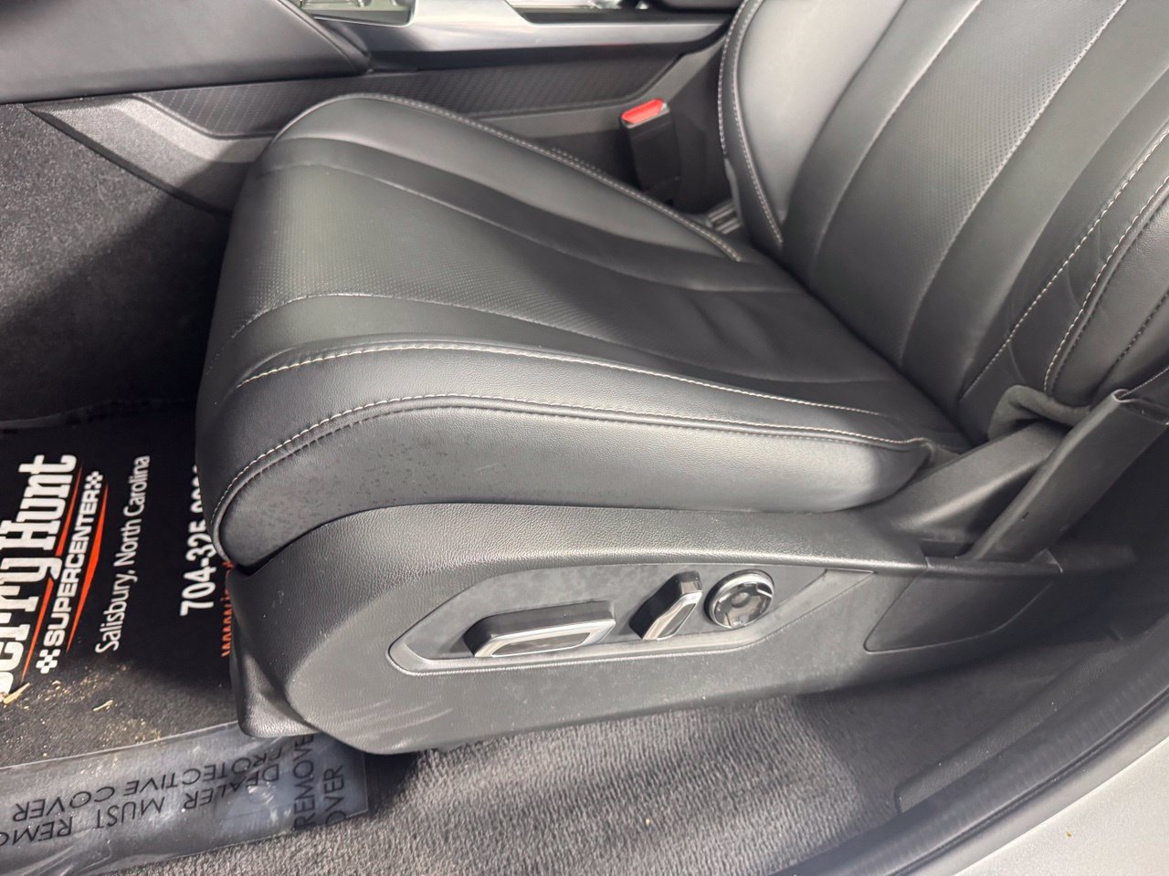 Used 2023 Acura MDX w/ Technology Package AWD/4WD image 11