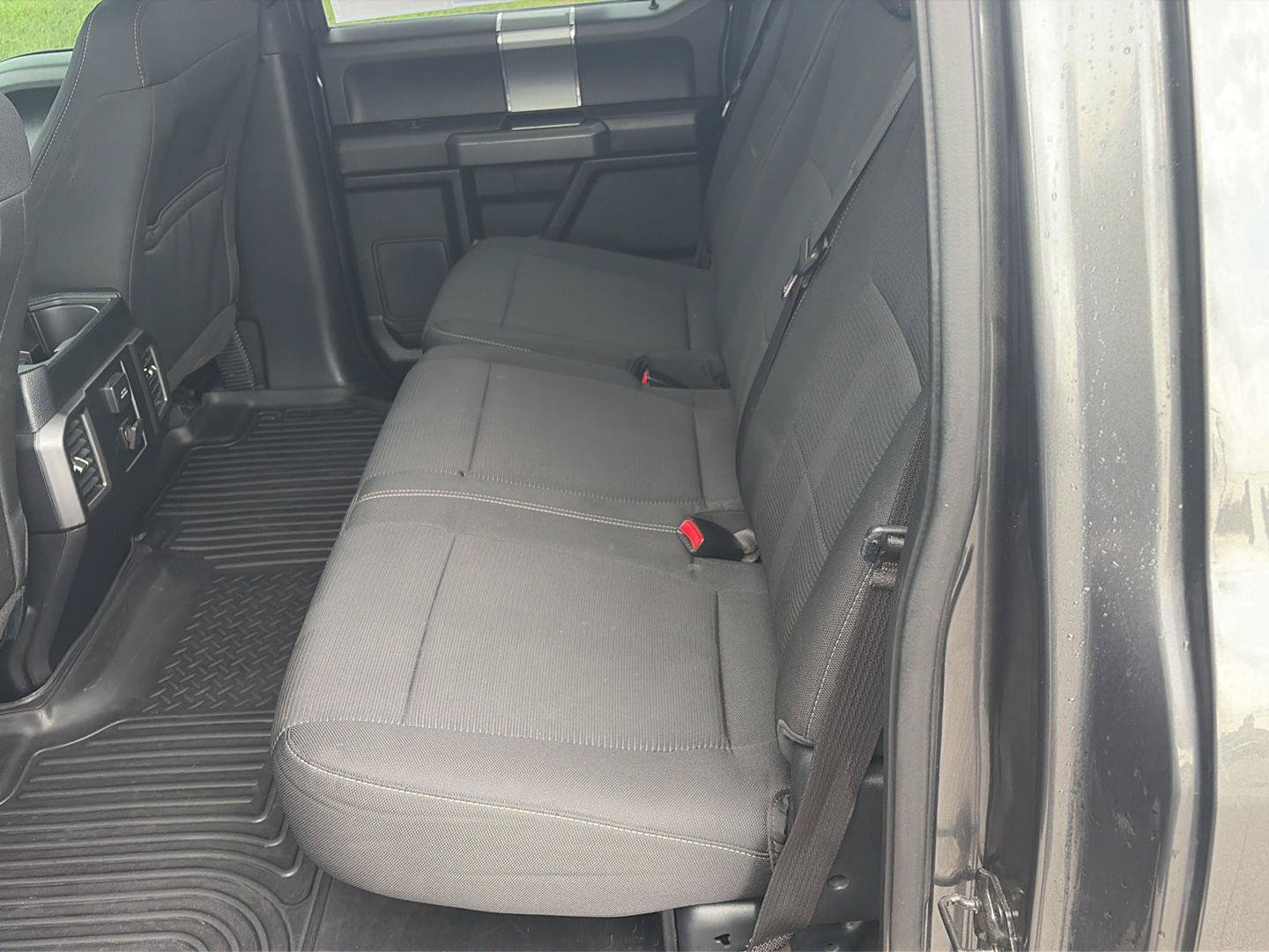 Used 2016 Ford F150 XLT w/ Equipment Group 302A Luxury AWD/4WD image 11