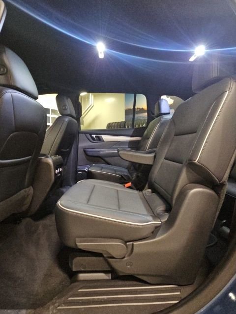 Used 2025 Buick Enclave Preferred image 32