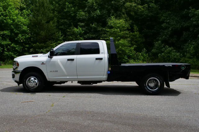Used 2024 RAM 3500 SLT w/ Quick Order Package 2YG SLT AWD/4WD image 43