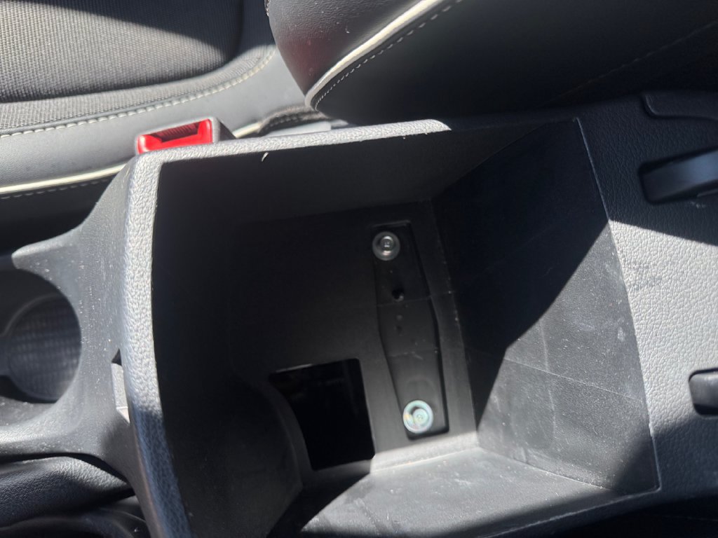 Used 2025 Hyundai Venue Limited FWD image 26