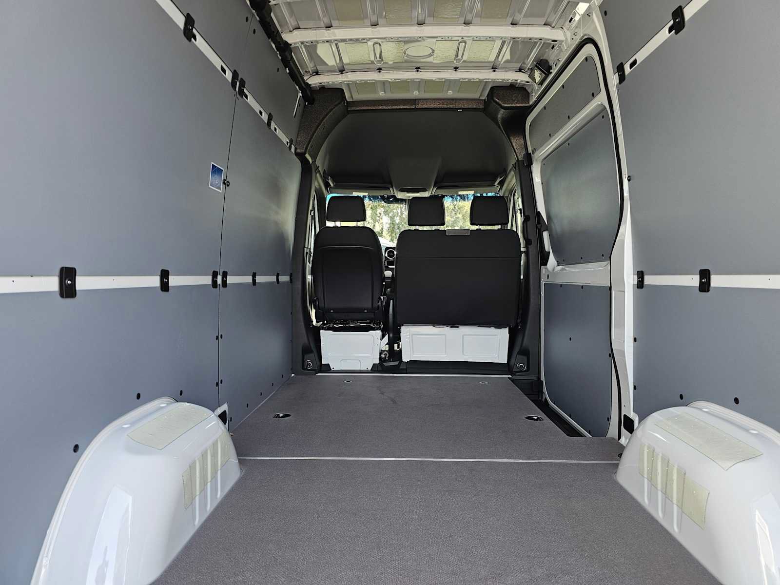 New 2026 Mercedes-Benz Sprinter 2500 image 18