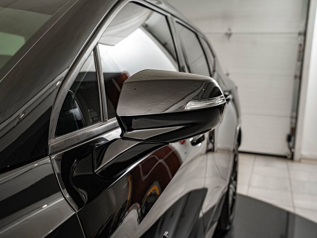 Used 2019 Chevrolet Blazer RS AWD/4WD image 9