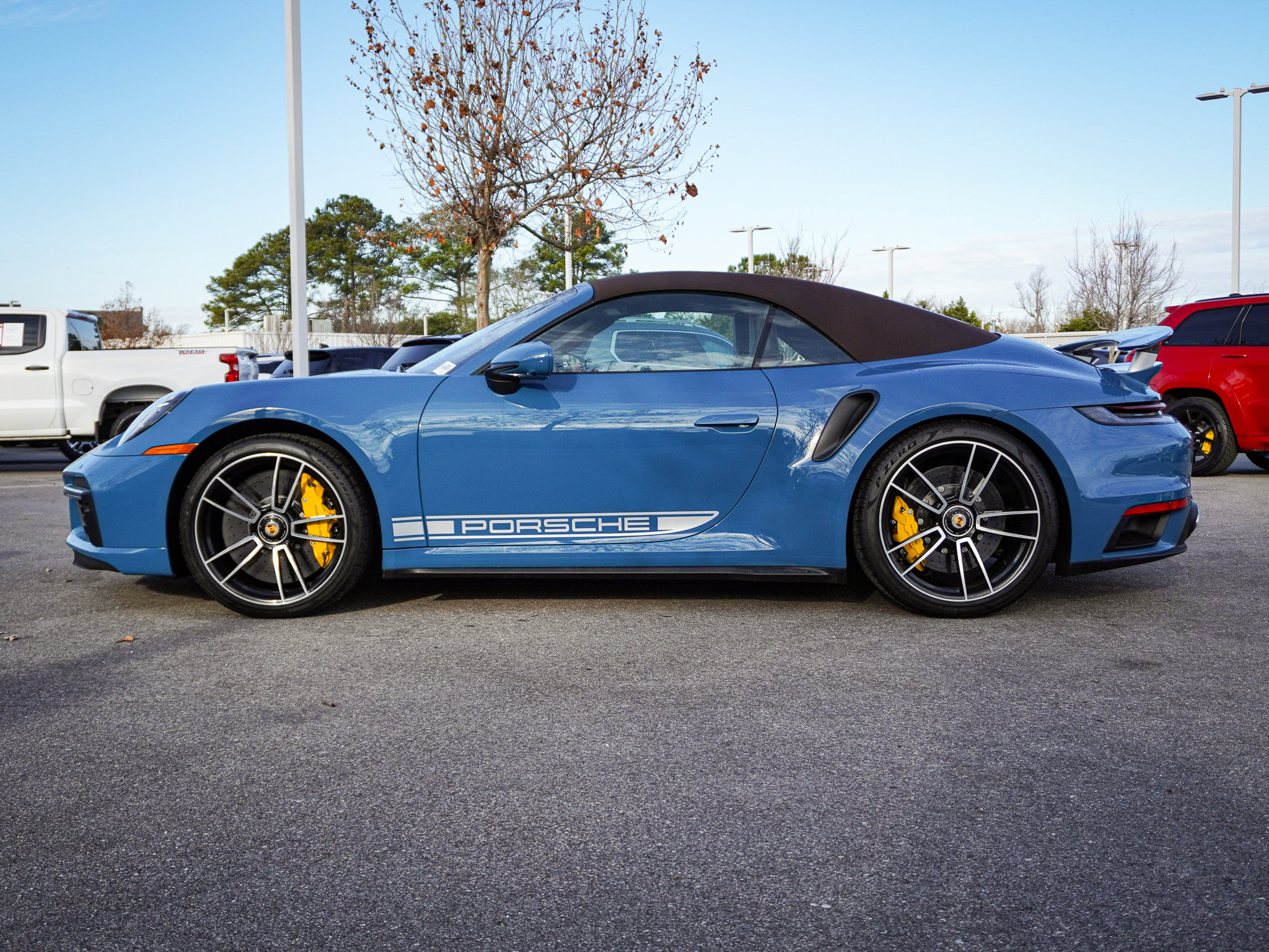 Used 2025 Porsche 911 Turbo S image 7
