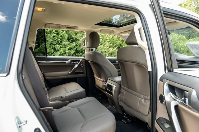 Used 2022 Lexus GX 460 Premium AWD/4WD image 44
