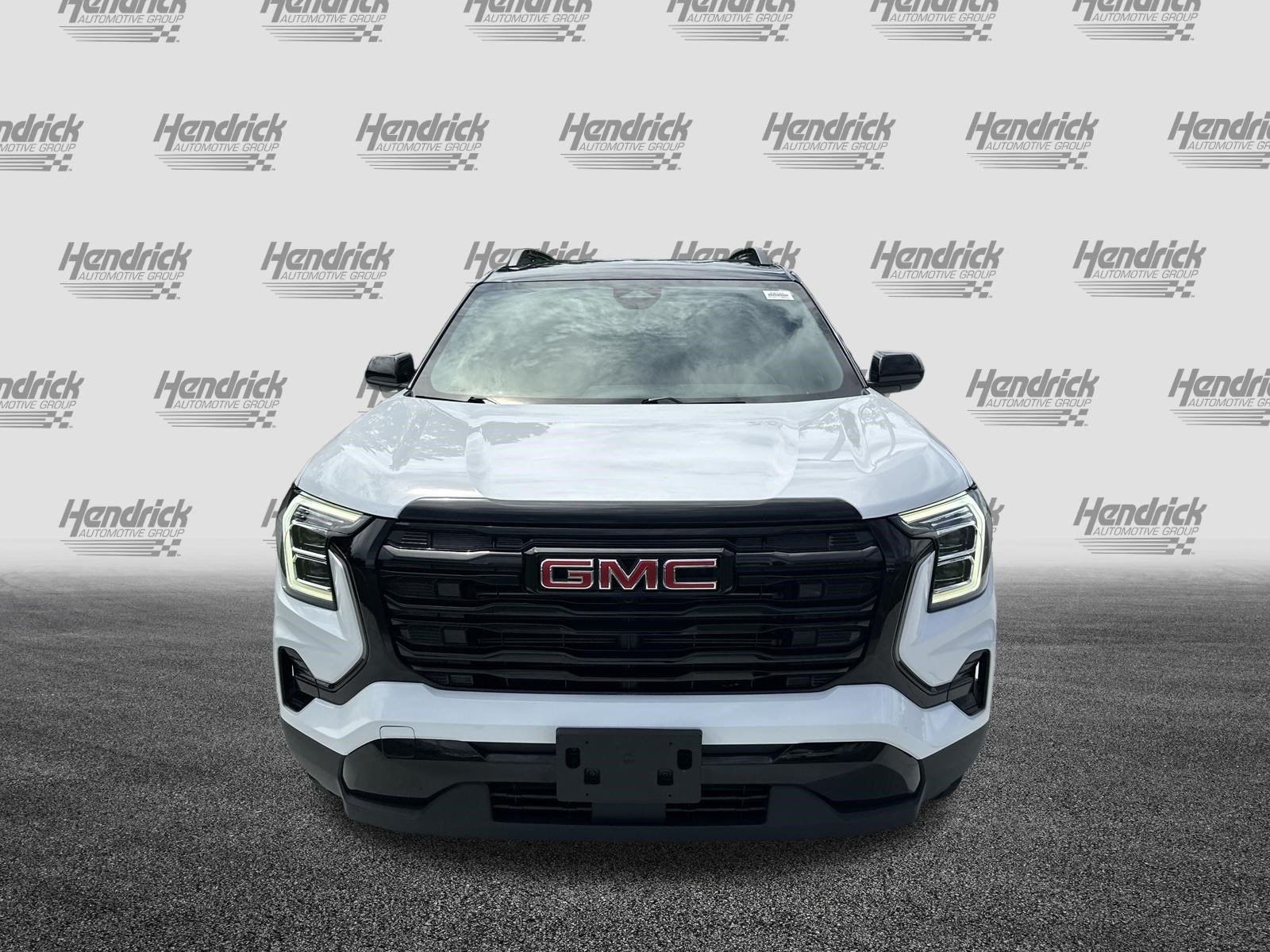 Used 2025 GMC Terrain Elevation w/ Black Edition AWD/4WD image 3