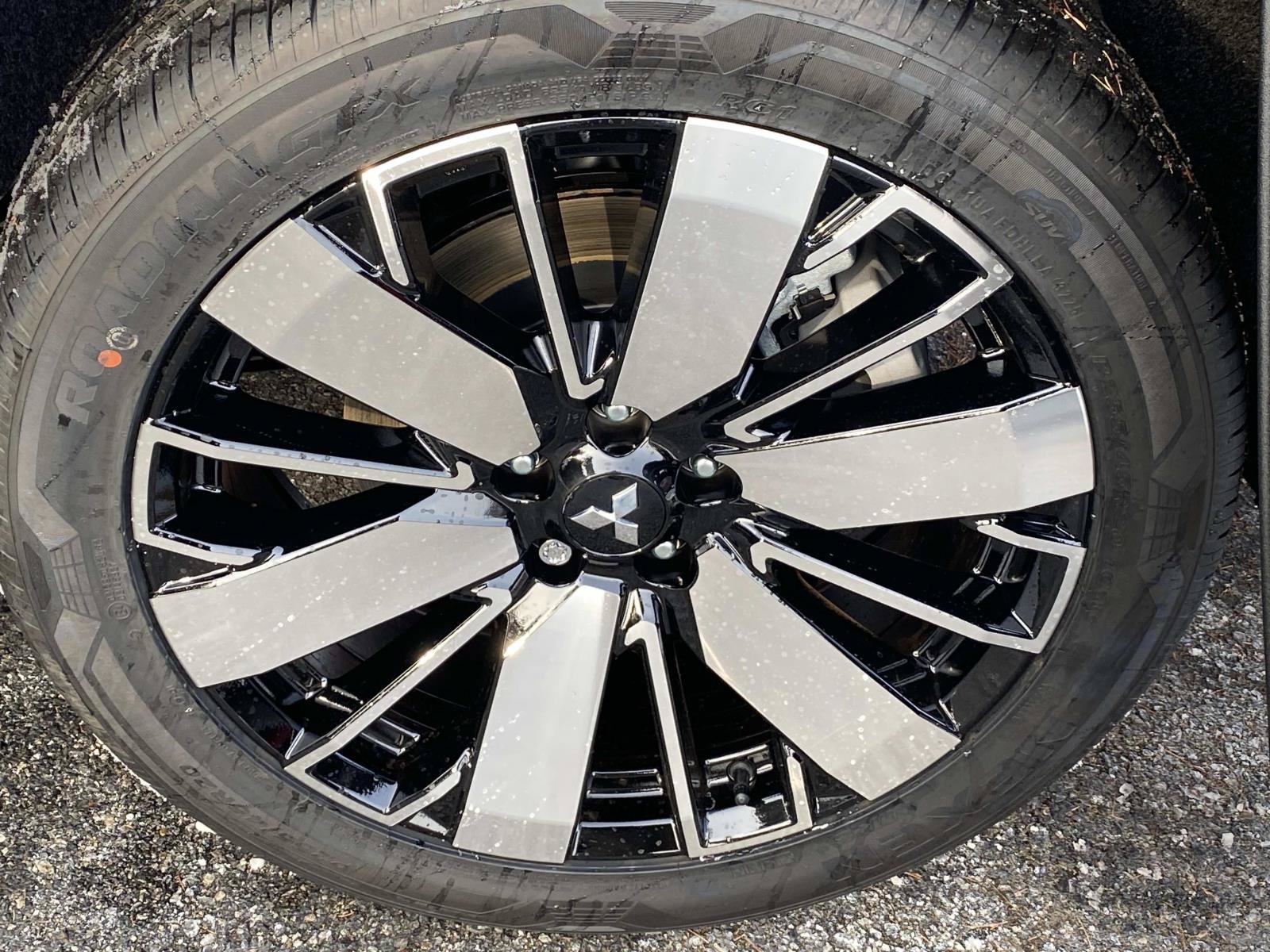 New 2026 Mitsubishi Outlander SE AWD/4WD image 7