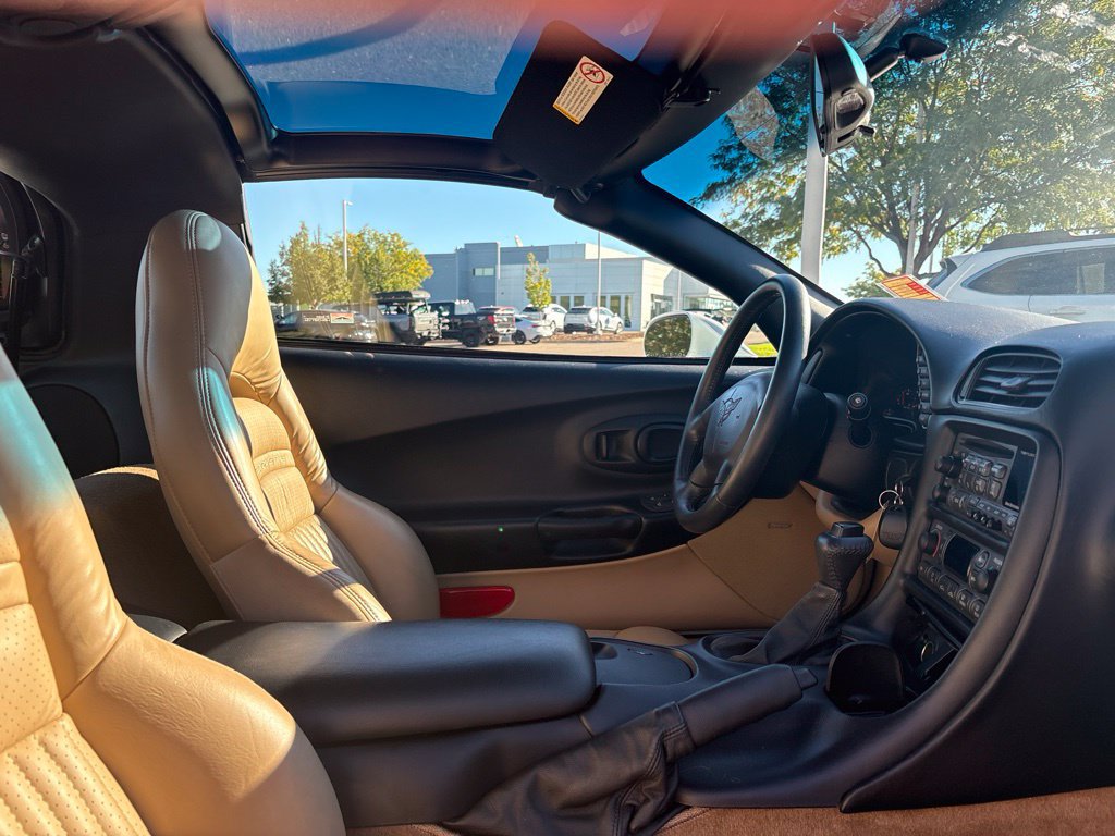 Used 1998 Chevrolet Corvette Coupe w/ Memory Pkg RWD image 25