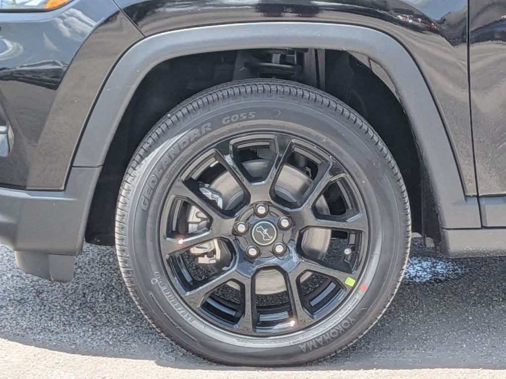 New 2026 Jeep Compass Latitude AWD/4WD image 12