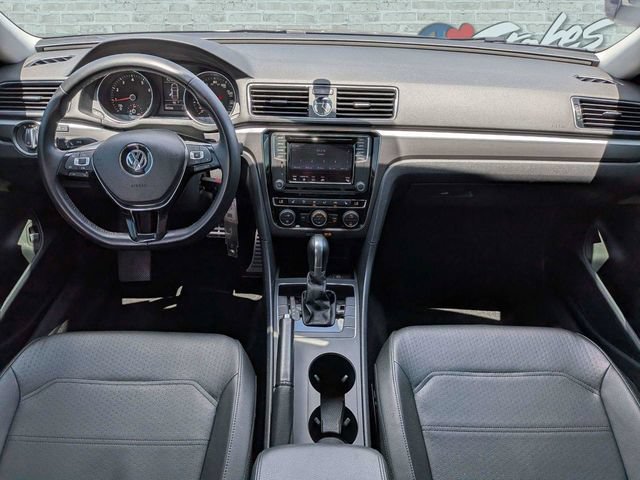 Used 2017 Volkswagen Passat 1.8T R-Line w/ R-Line Lighting Package FWD image 14