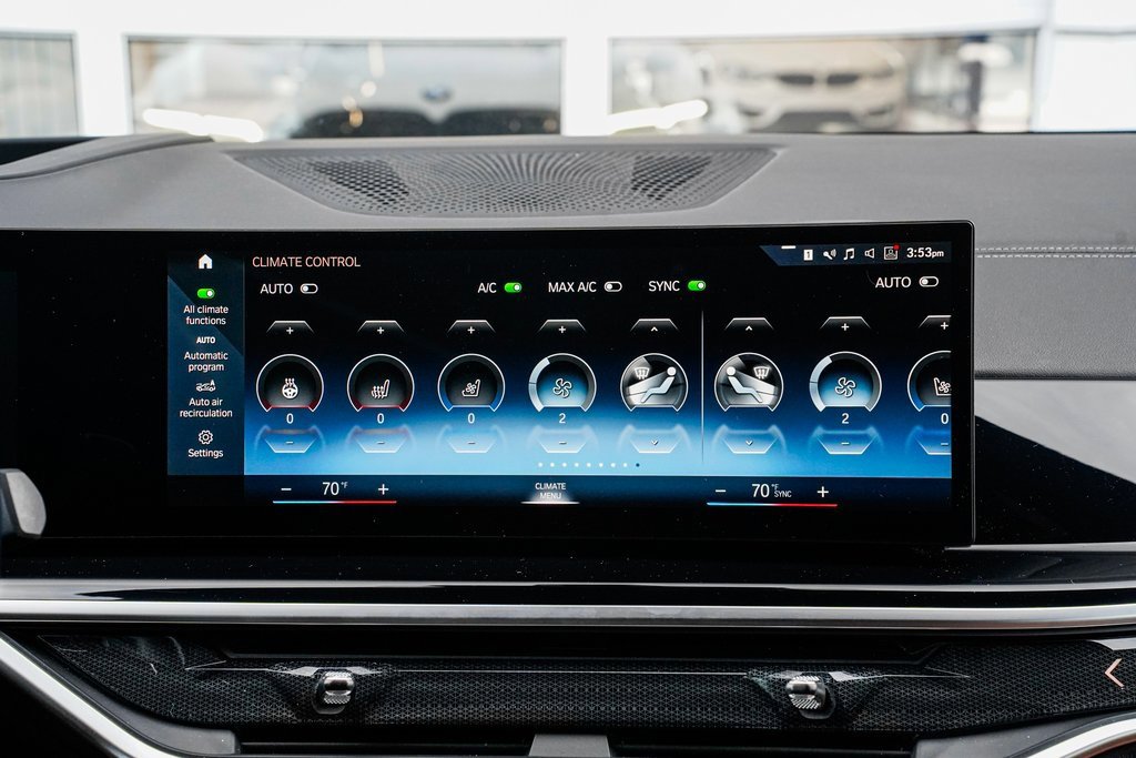 Used 2023 BMW X7 xDrive40i w/ Executive Package image 13