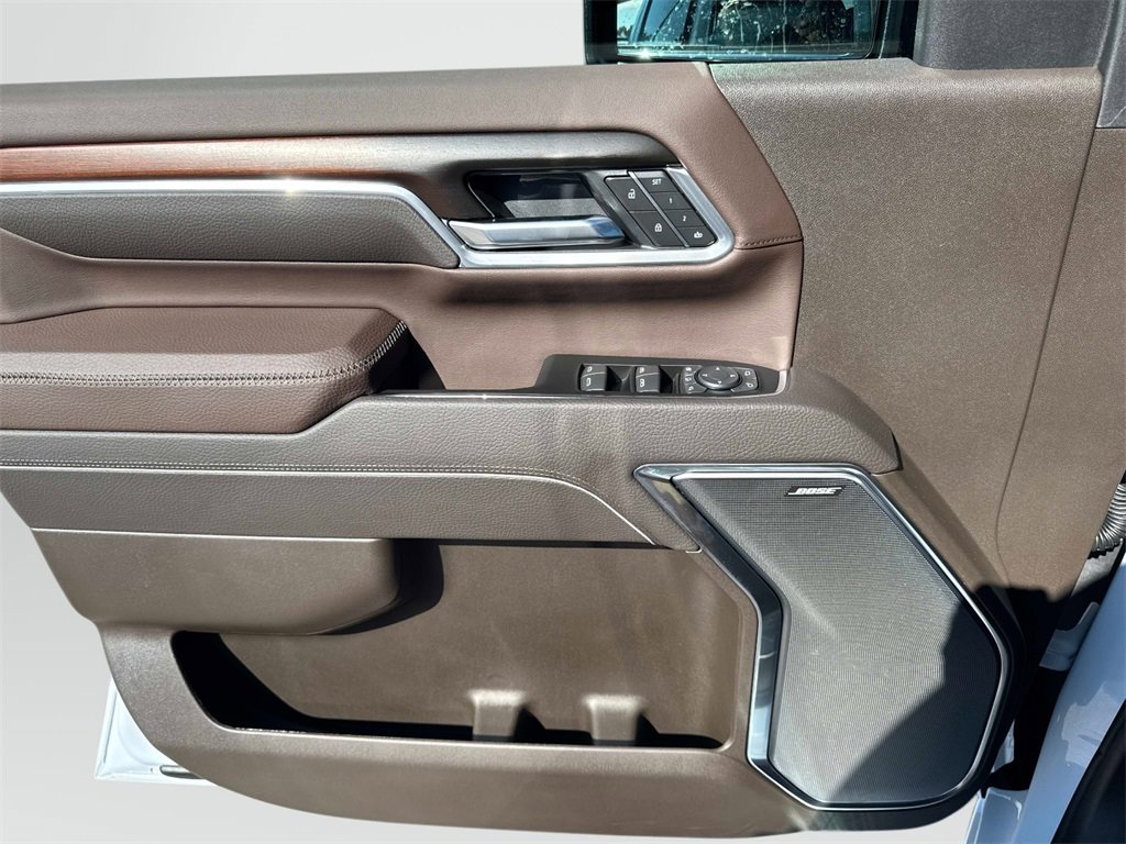 New 2026 GMC Sierra 2500 Denali w/ Denali Reserve Package image 9