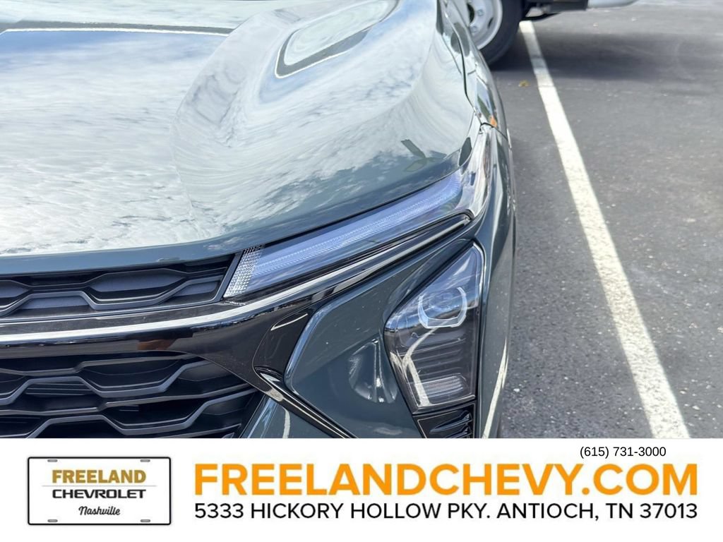 New 2026 Chevrolet Trax LT w/ Driver Confidence Package FWD image 7
