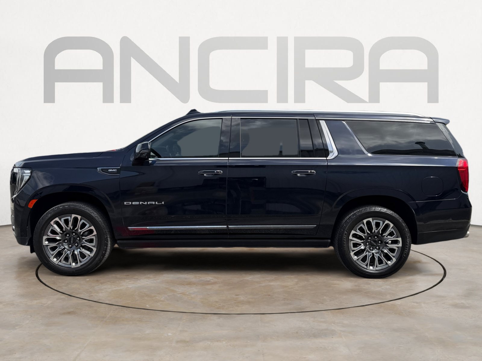 Used 2023 GMC Yukon XL Denali Ultimate AWD/4WD image 7