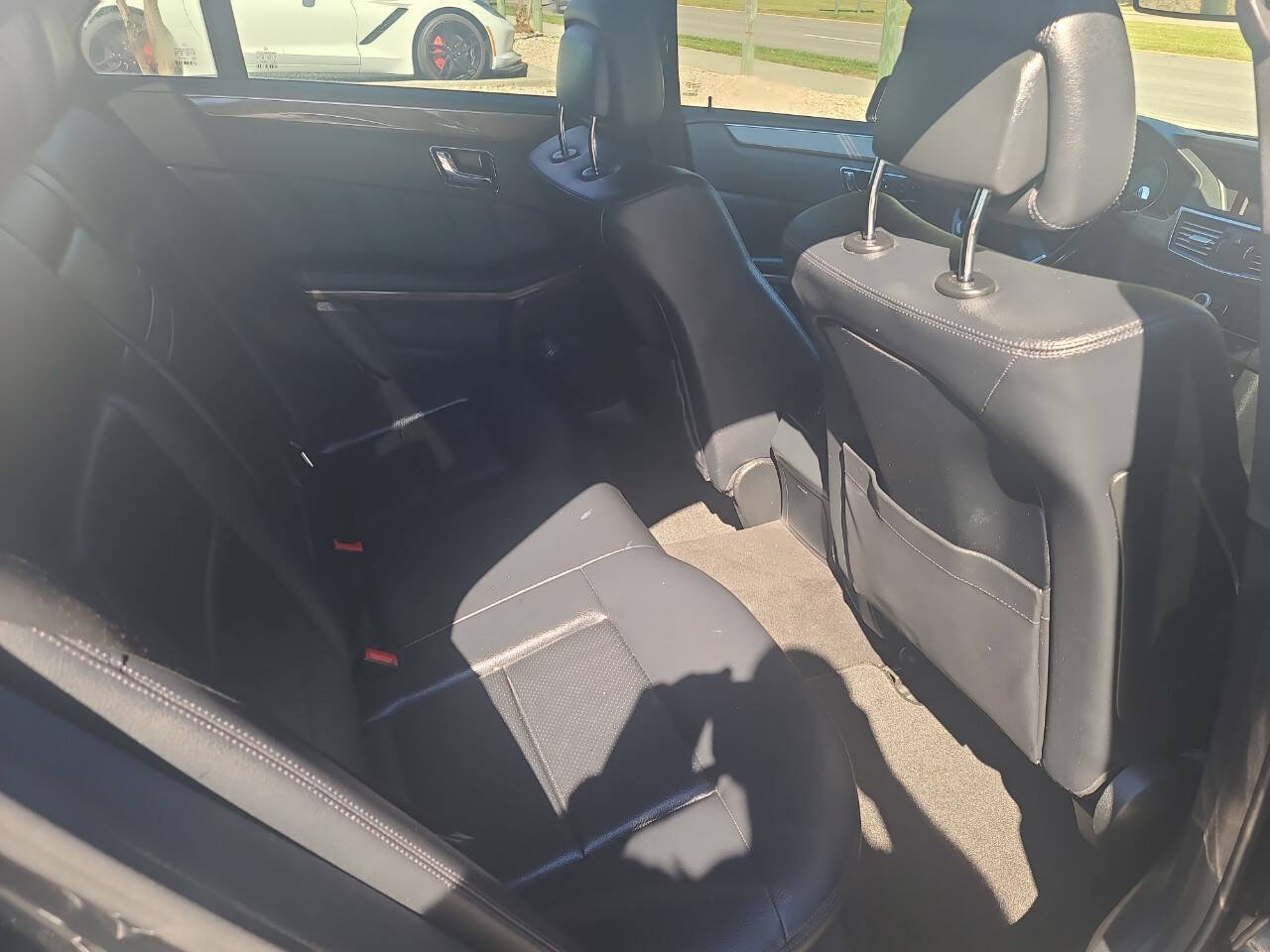 Used 2011 Mercedes-Benz E 350 4MATIC Sedan image 31