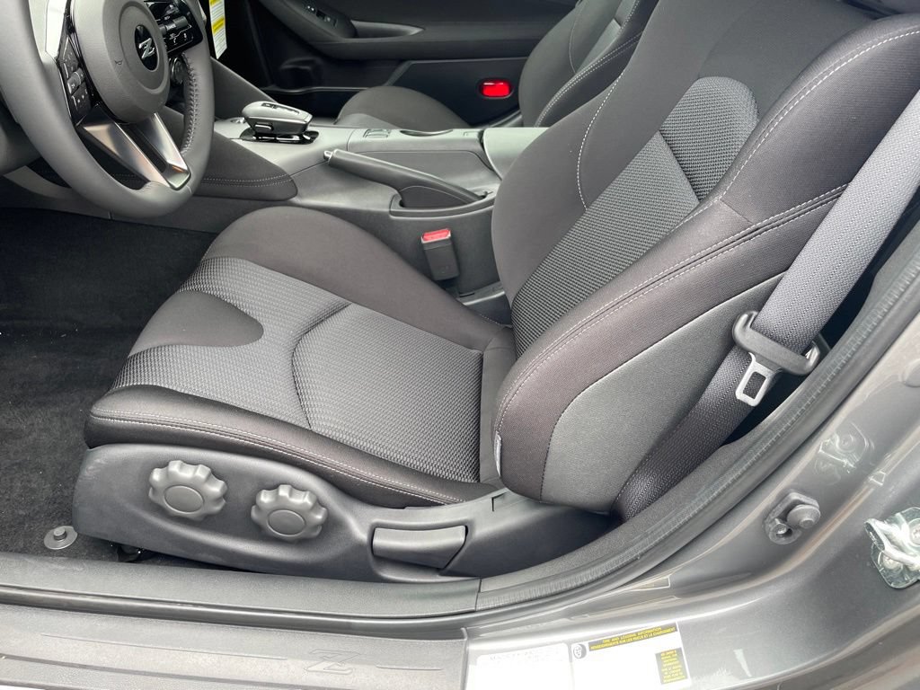 New 2026 Nissan Z Sport w/ Floor Mat Package RWD image 11