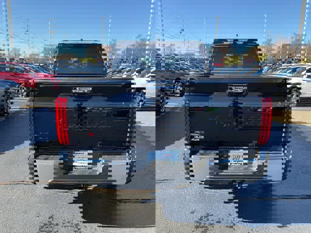 Used 2025 Toyota Tundra Limited image 17