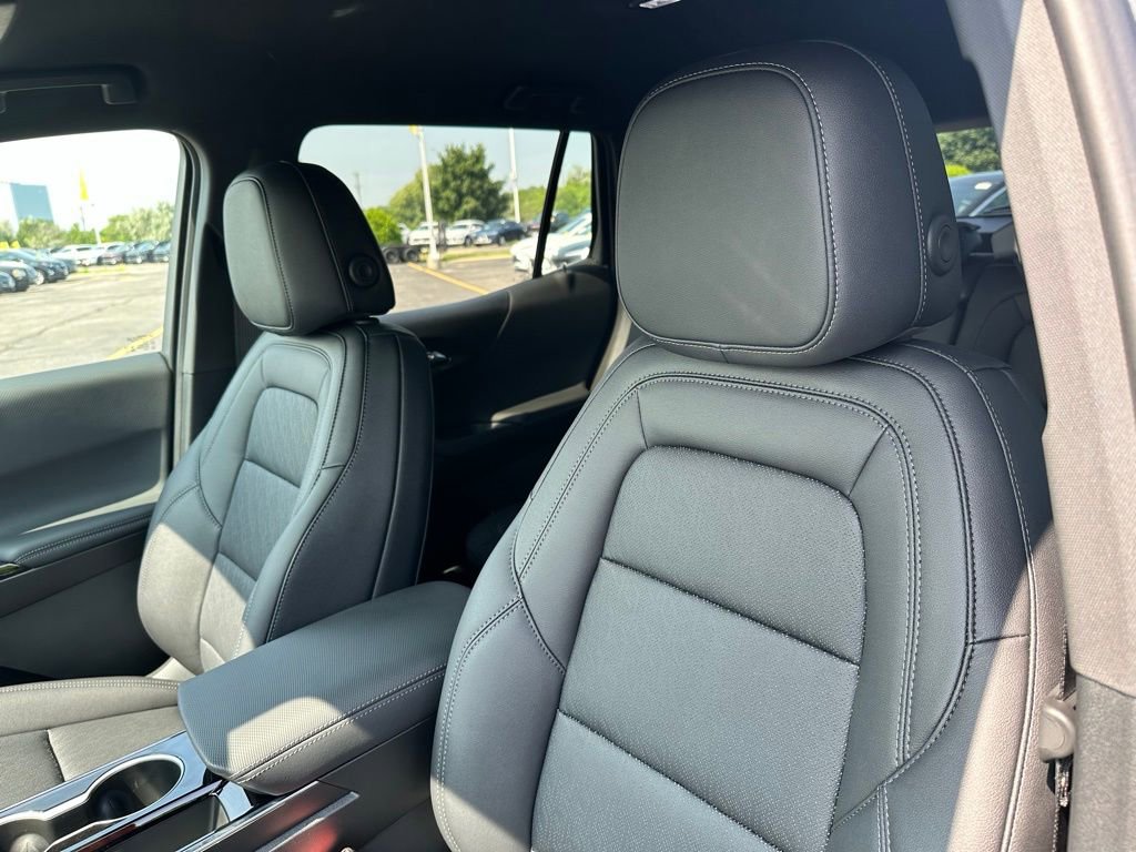 New 2026 Chevrolet Equinox LT w/ Convenience Package II image 26