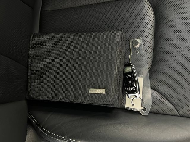 Used 2019 Audi Q8 Prestige AWD/4WD image 54