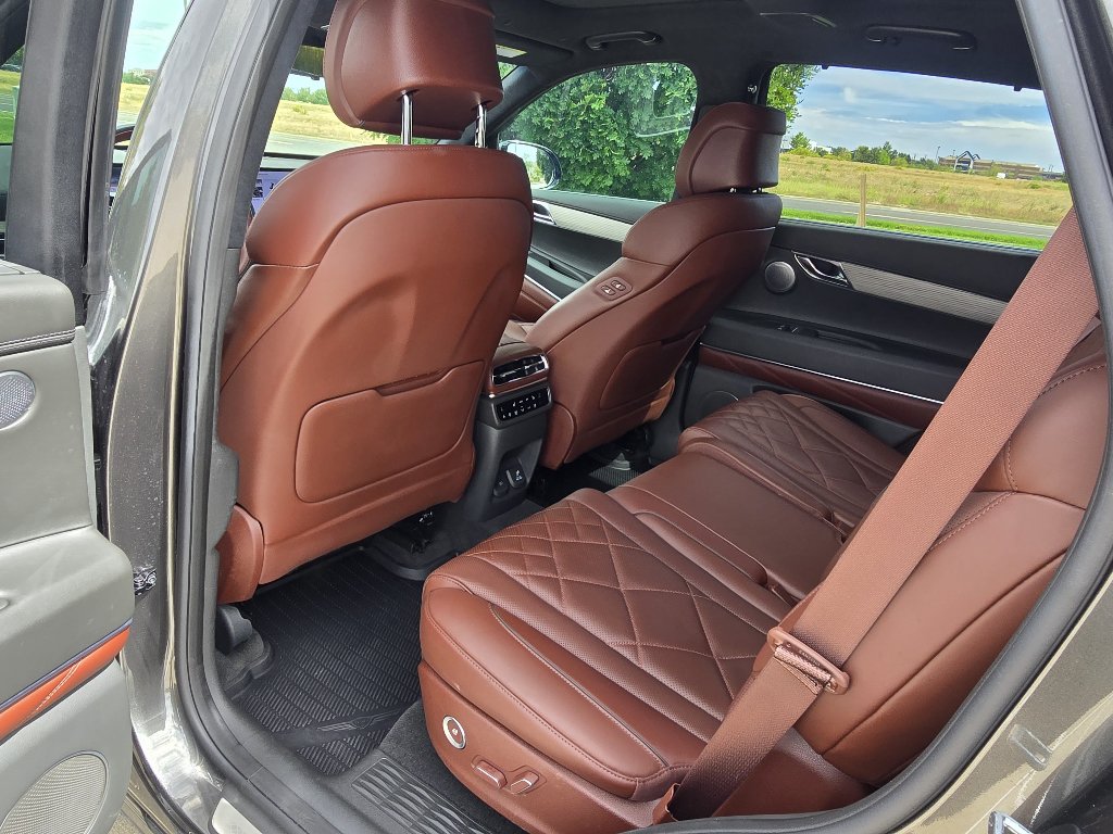Used 2025 Genesis GV80 3.5T Prestige AWD/4WD image 16