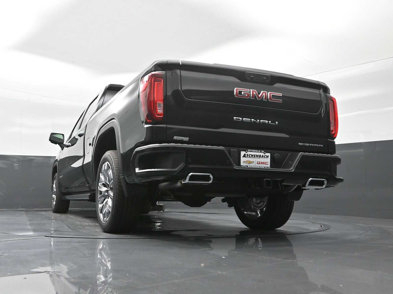 New 2026 GMC Sierra 1500 Denali w/ Denali Reserve Package image 23