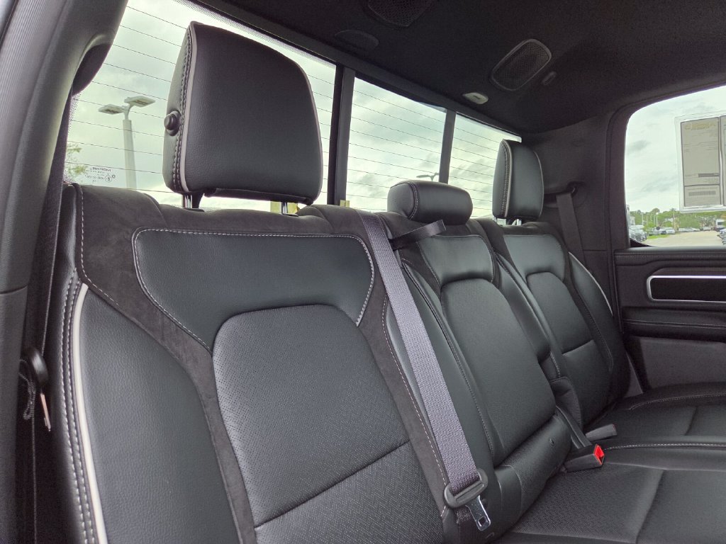 New 2027 RAM 1500 Laramie AWD/4WD image 19