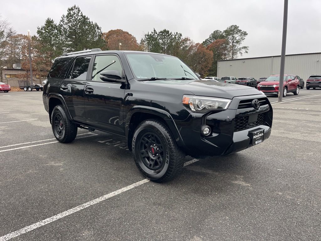 Used 2024 Toyota 4Runner SR5 Premium image 4