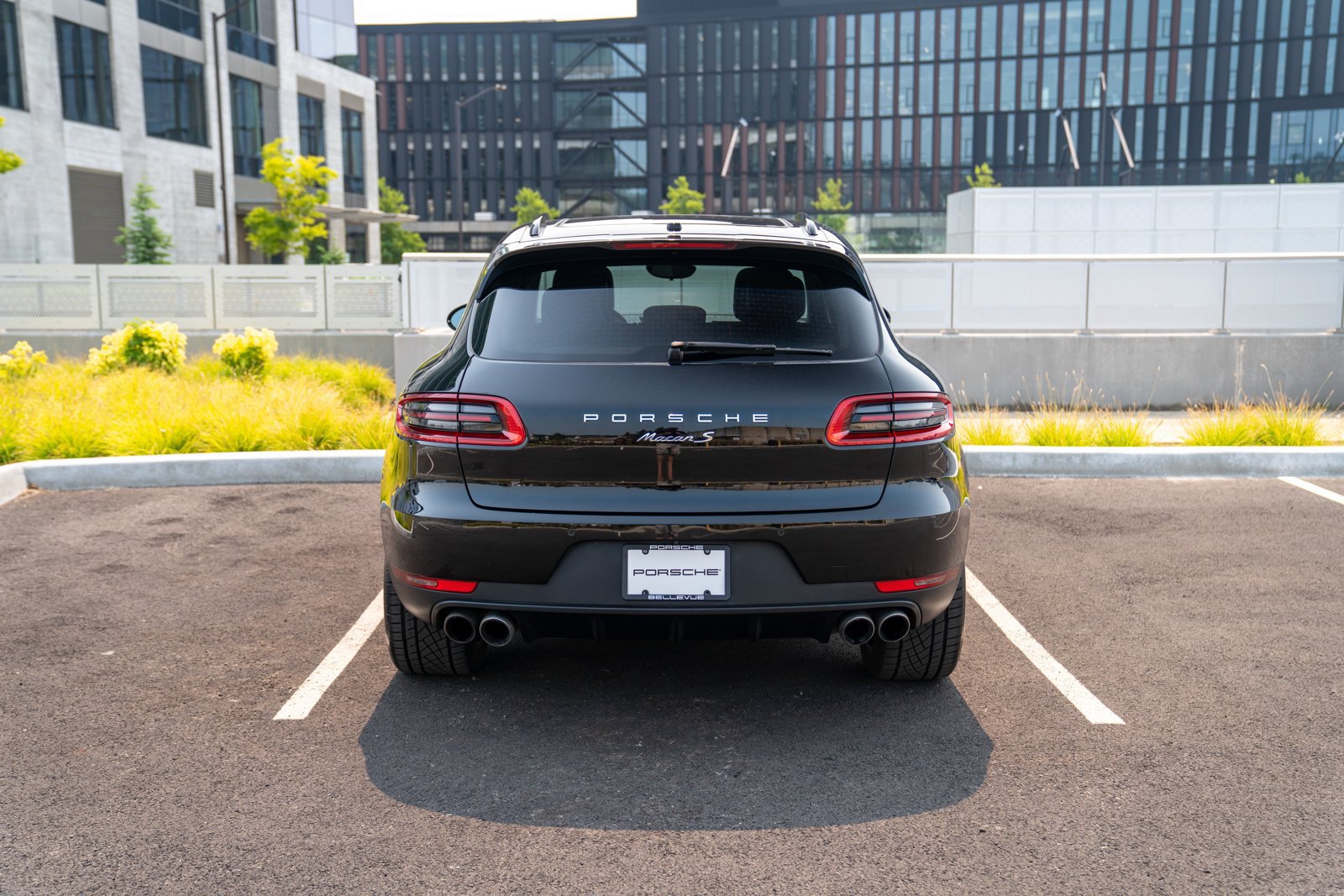 Used 2017 Porsche Macan S AWD/4WD image 7