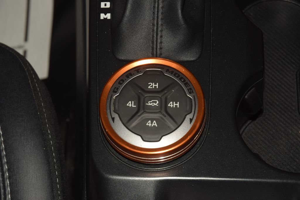 Used 2025 Ford Bronco Badlands AWD/4WD image 38