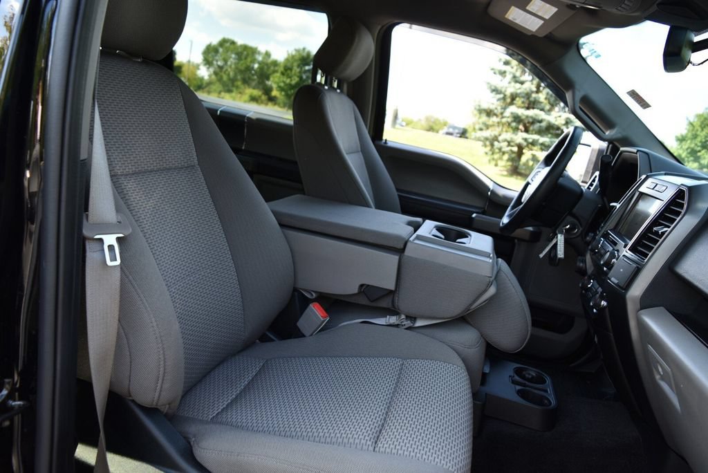 Used 2019 Ford F150 XLT w/ Equipment Group 302A Luxury AWD/4WD image 31