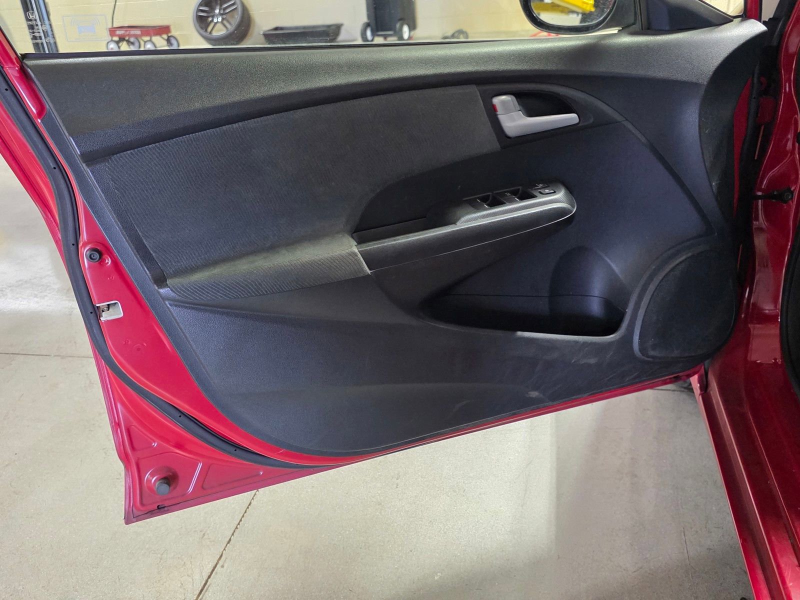 Used 2013 Honda Insight EX image 16