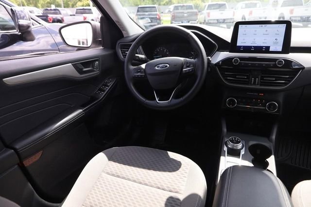 Used 2022 Ford Escape SE w/ Convenience Package FWD image 23