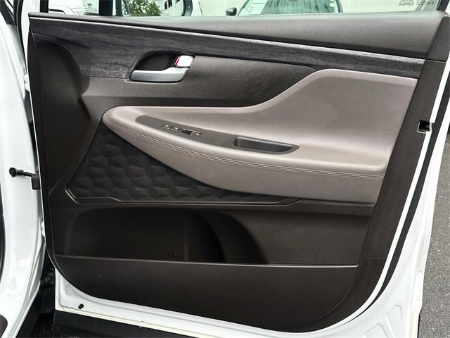 Used 2019 Hyundai Santa Fe SE image 11