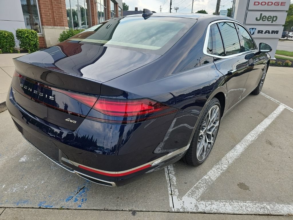 Used 2024 Genesis G90 3.5T AWD/4WD image 19