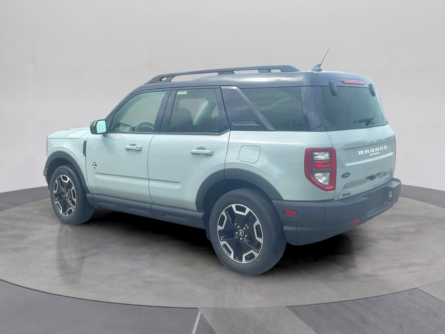 Certified 2023 Ford Bronco Sport Outer Banks w/ Tech Package AWD/4WD image 9