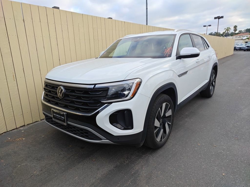 Used 2024 Volkswagen Atlas Cross Sport SE image 31