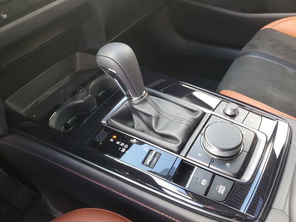 Used 2025 MAZDA CX-30 Carbon image 28