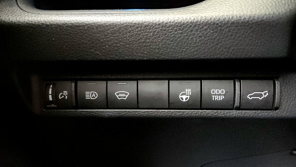 Certified 2023 Toyota RAV4 XSE w/ Weather Package AWD/4WD image 33