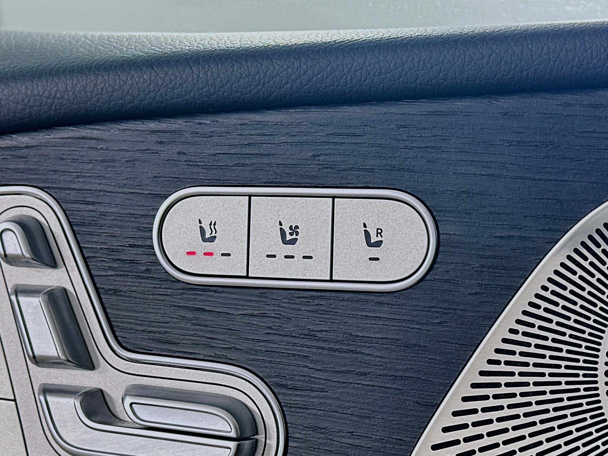 Certified 2024 Mercedes-Benz GLE 350 4MATIC image 26