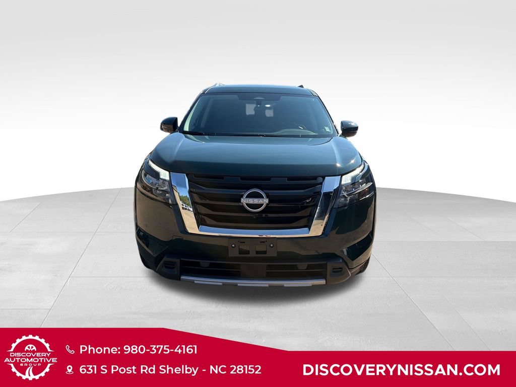 Certified 2025 Nissan Pathfinder SL AWD/4WD image 2