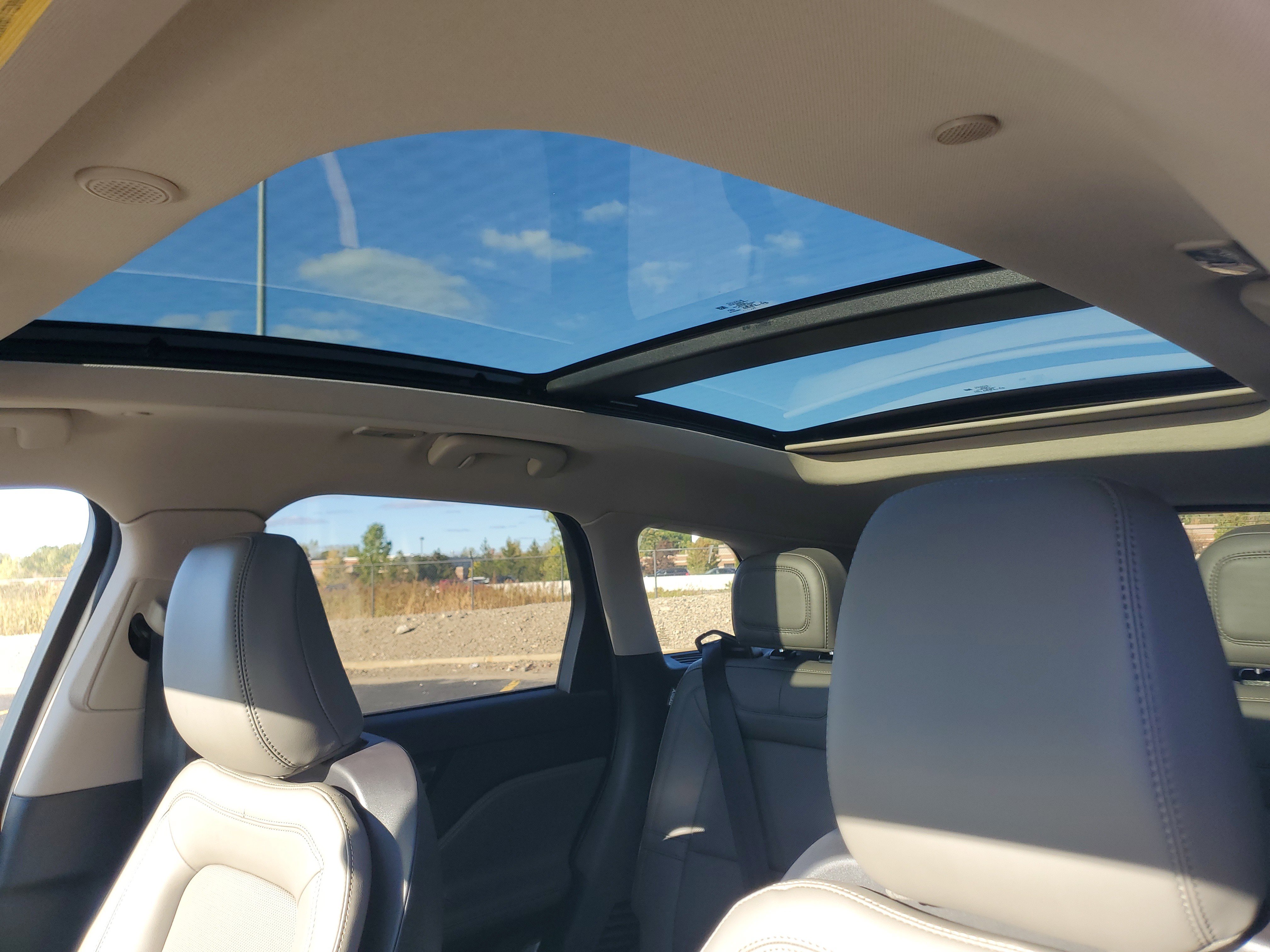 New 2025 Lincoln Corsair Reserve image 11