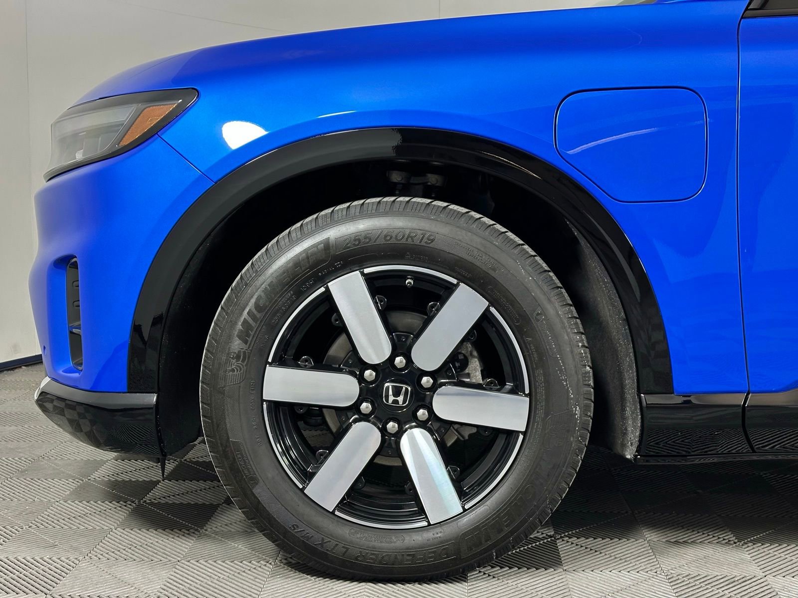 Used 2024 Honda Prologue Touring image 8