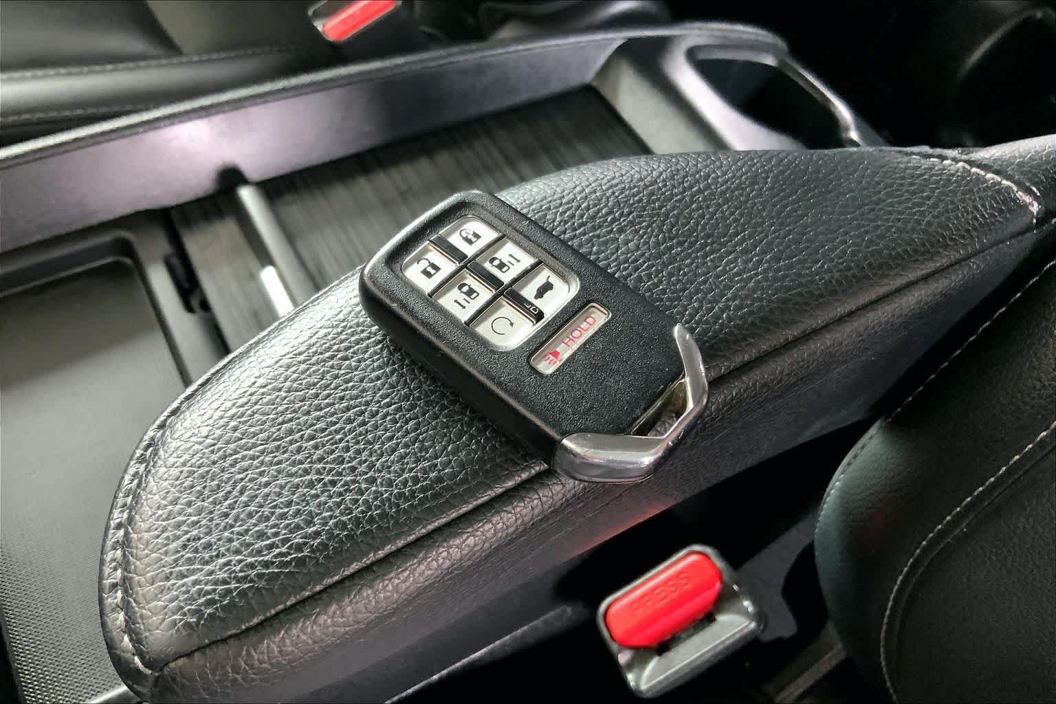 Used 2022 Honda Odyssey Touring image 15