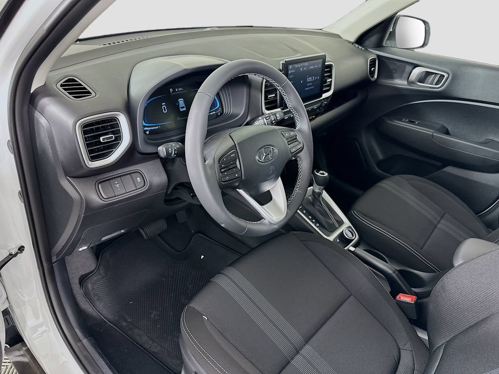 New 2026 Hyundai Venue SEL FWD image 9