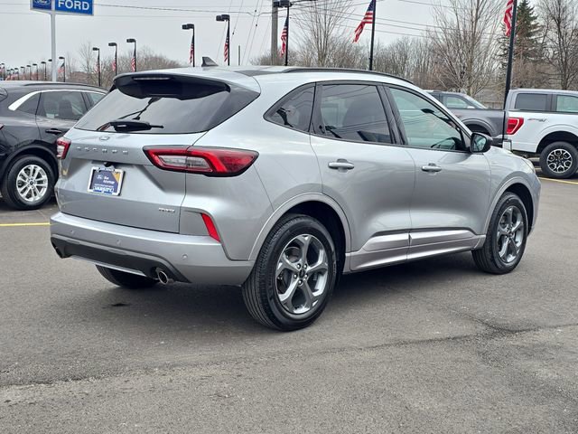 Certified 2024 Ford Escape ST-Line w/ Tech Pack #1 AWD/4WD image 4